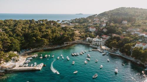 Kalamota Beach House in 克羅策普