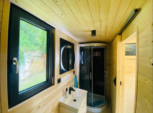 Glamping paradise with wellness in Zbraslav