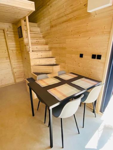 Glamping paradise with wellness in Zbraslav