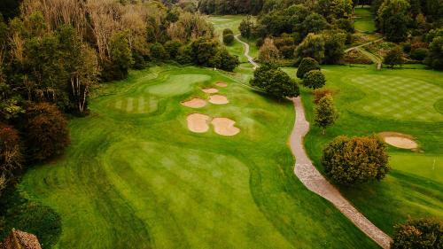 The Manor House Hotel and Golf Club - image 10