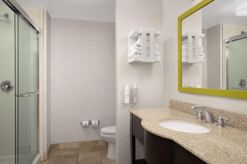 Hampton Inn & Suites Durham North I-85 - image 10