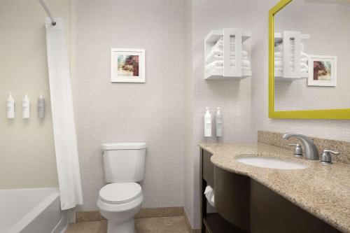 Hampton Inn & Suites Durham North I-85 - image 7