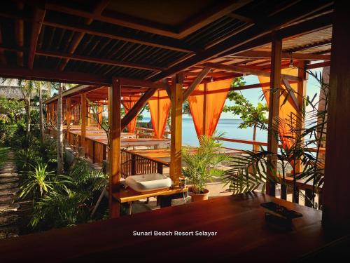 Restaurant, Sunari Beach Resort Selayar - Real in Patikarya