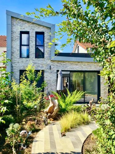 Maison de Verdure proche de Paris - Location saisonnière - Bagneux