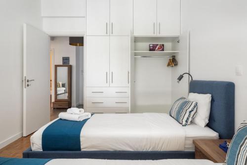 Glimmer 2-Bedroom Apartment in Athens - image 3