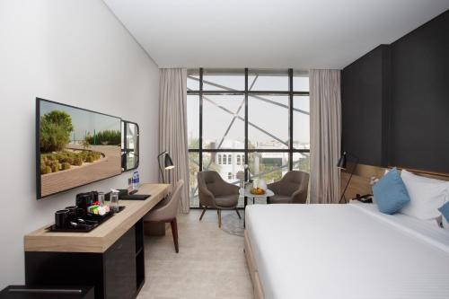 room detail thumbnail 1