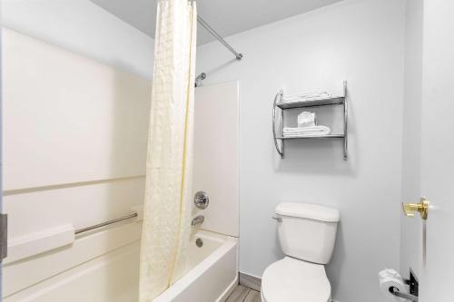 Americas Best Value Inn - Chattanooga - image 5