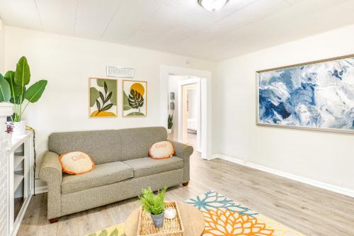 Pet-Friendly Birmingham Home 7 Mi to Downtown! in Birmingham, USA