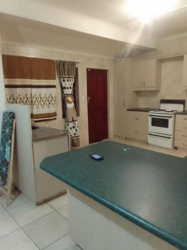 Cuina, Mlawu Guest House in Margate