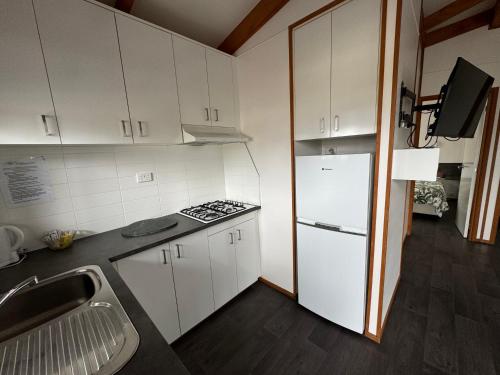 Konyha, St Arnaud Caravan Park in Saint Arnaud