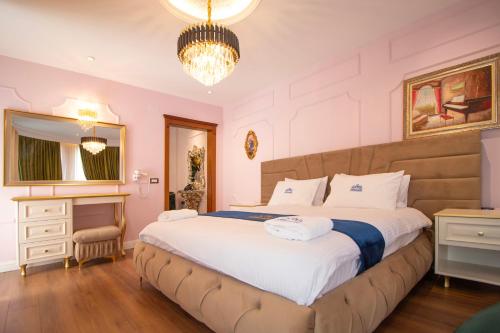 Hotel Ambasada QTA