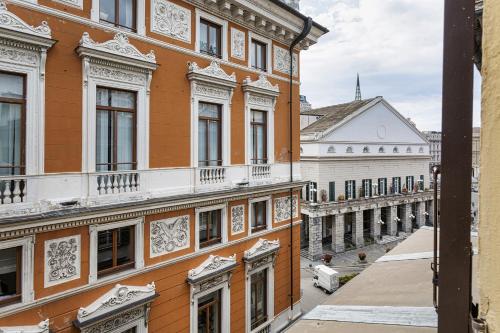 XXV Aprile Downtown by Wonderful Italy, Генуя (фото 5)