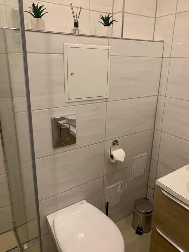 Fürdőszoba, Apartmenats mitte Messe und Zentrum in Westliche Aussenstadt