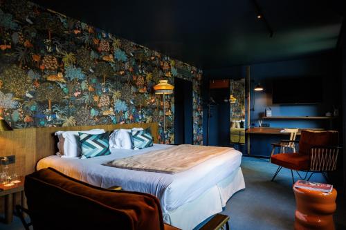 room detail thumbnail 0