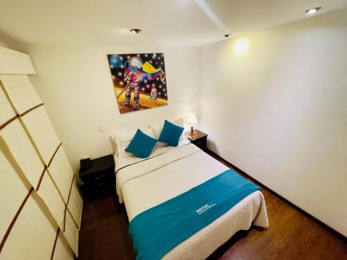 Standard Double Room image 3