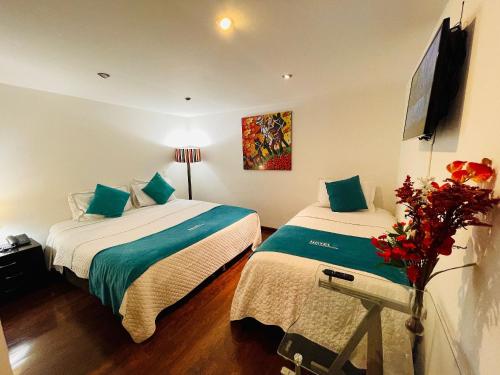 Triple Room room in Hotel Santa Cruz Bogotá