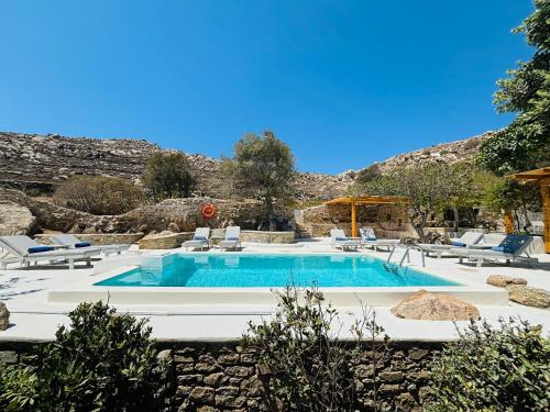 Stone Built Villa Ferretti – khách sạn tại Plintri