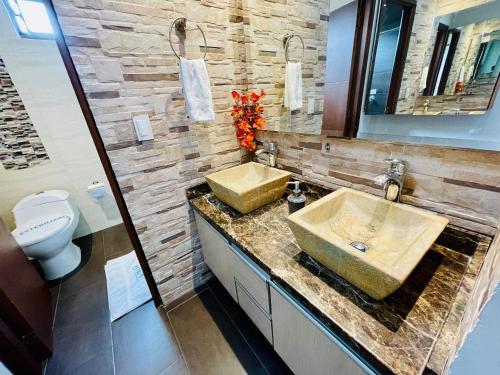 Standard Apartment image 5
