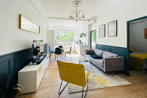 Luxueux appartement, Carré d'Or, Square Mozart, Nicea