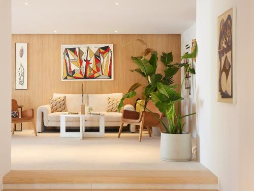 Vouliagmeni Suites - image 3