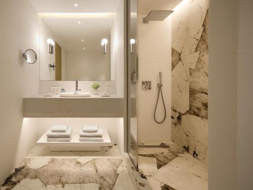 Vouliagmeni Suites - image 6