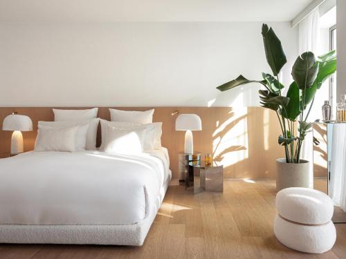 Vouliagmeni Suites - image 11