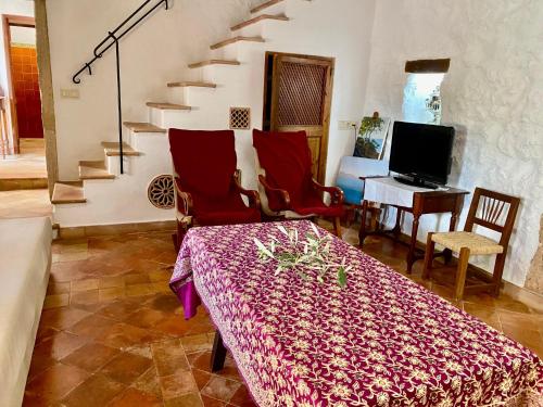 ULLAL - Rural Charm-AGRITOURISM approx 65000 meters PLUS PRIVATE MOUNTAIN villa and Outdoor Adventure Agritourism Apartment EQUIPATED - Private Mountain Path approximately 5 minutes walking from the beach -Ideal for relaxation - image 5