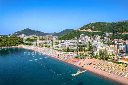 Status-M Apartments Sunny Side