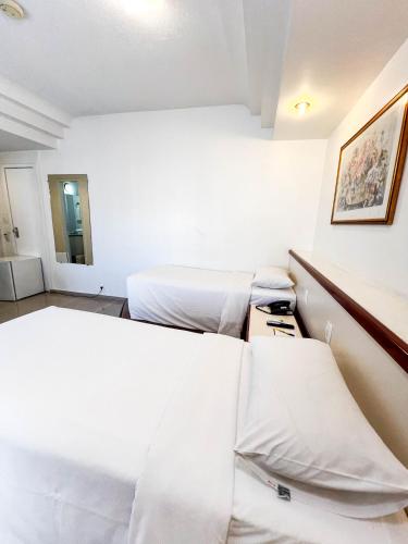 Superior Twin Room image 2