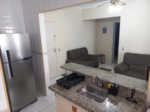ห้องครัว, Apartamento pé na areia na Cidade Ocian (Apartamento pe na areia na Cidade Ocian) in วีลาอัสซุงเกา