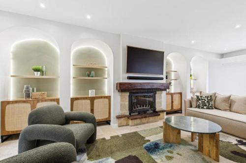 Magnifique Villa, 1H de Paris, Piscine chauffee ! in La Houssoye