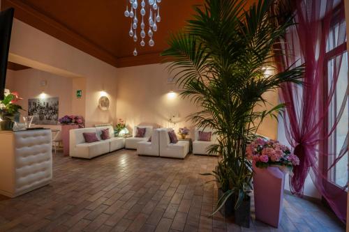 Előcsarnok, Hotel Palazzo Renieri in Colle di Val d' Elsa