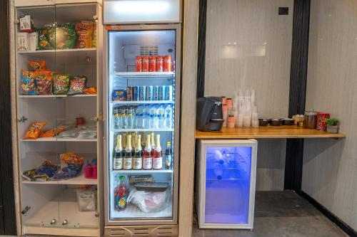 Lago Suites Hotel – Jerusalem, CA