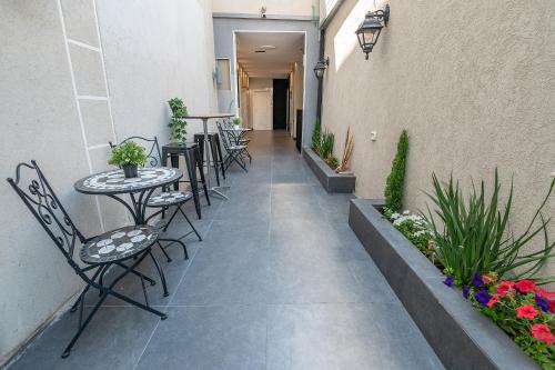 Lago Suites Hotel in Baqa-Talpiot