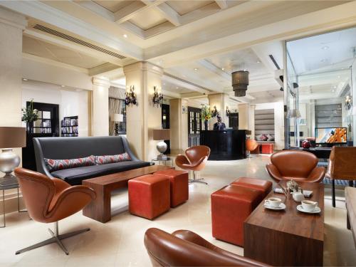 London Bridge Hotel - 로비