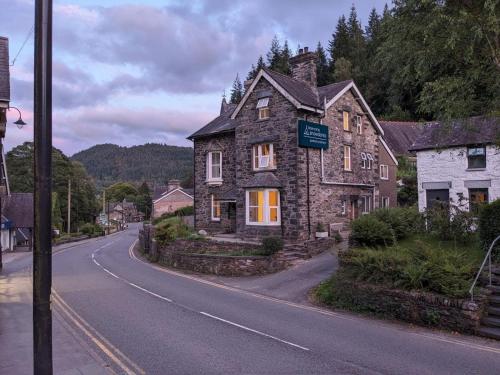 外部景觀, Base Camp Snowdonia, Gwersyll Cyntaf Eryri in 百特斯