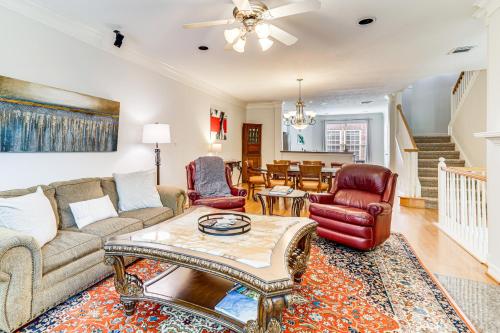 Midtown Houston Abode 8 Blocks to Downtown! in Houston, USA