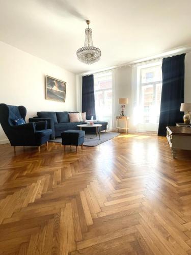 historical Zaffir house - market square in เลโวก้า