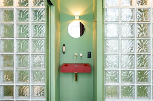 Double Room with Garden View image 2