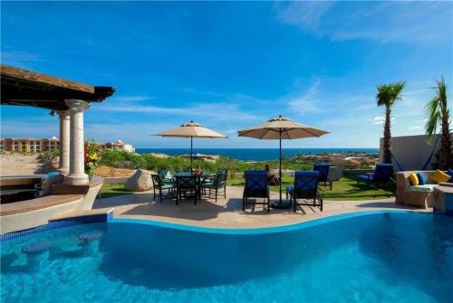 3BD Hacienda Encantada Resort & Ocean Views in Cabo San Lucas, Mexico