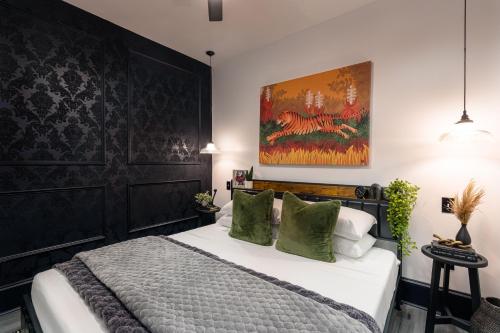 Two-Bedroom Suite image 3