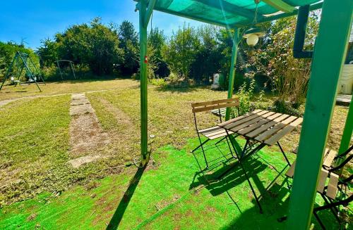Bedrooms in a House in Quiet Village in Mereville