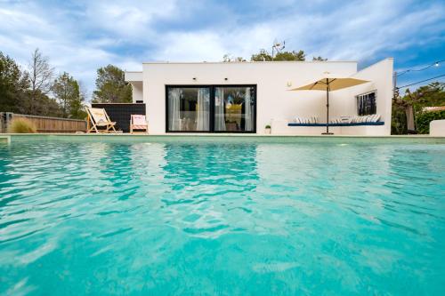 Villa Mediterranean, piscina privada, barbacoa.
