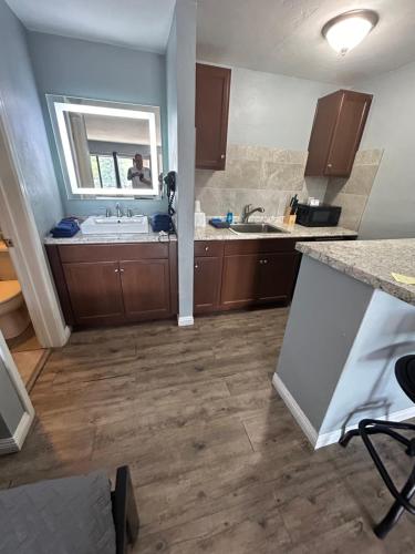 Budget Host Sierra Inn