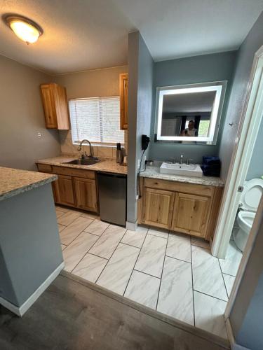 Budget Host Sierra Inn in بريسكوت