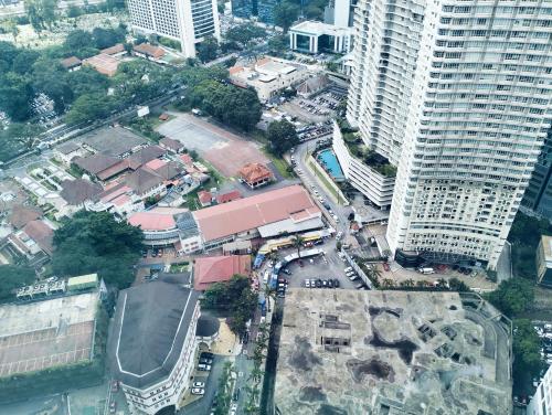 Kuala Lumpur City Centre Apartments - image 6