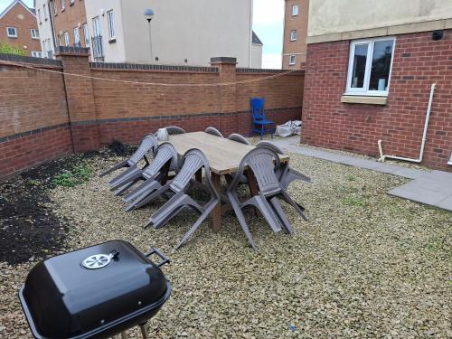 บริการและสิ่งอำนวยความสะดวก, Driftmark Beachfront location Aberavon Beach Sea Views Large Driveway parking private site fibre opt in พอร์ต เทลบอท