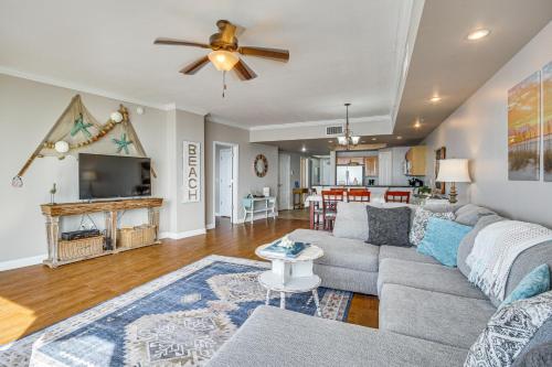 Sleek Gulfport Condo with Ocean Views and Pool Access! - main image