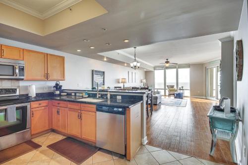 Sleek Gulfport Condo with Ocean Views and Pool Access! - image 10