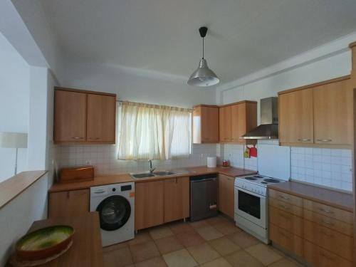 Little Villa in Chalkoutsi (Attiki)